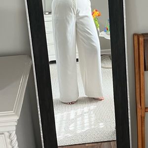 Banana Republic off white wide leg pants. New, never worn. Size 10